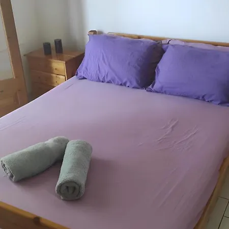 Nikos House בית נופש