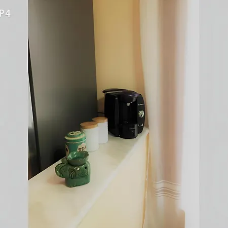 בית נופש Nikos House אספרובלטה