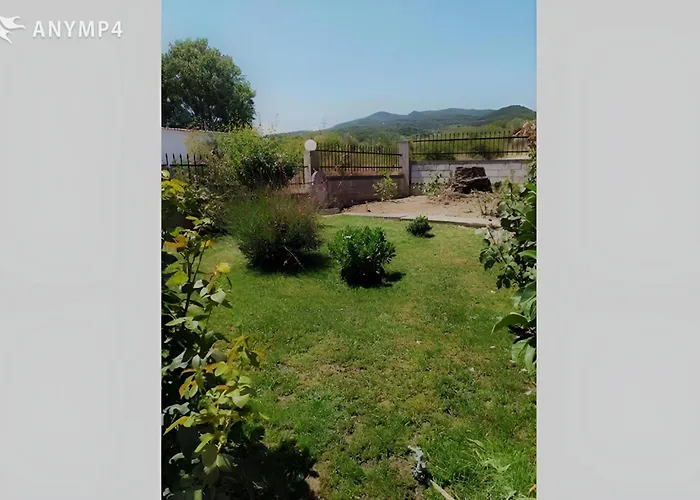 Nikos House